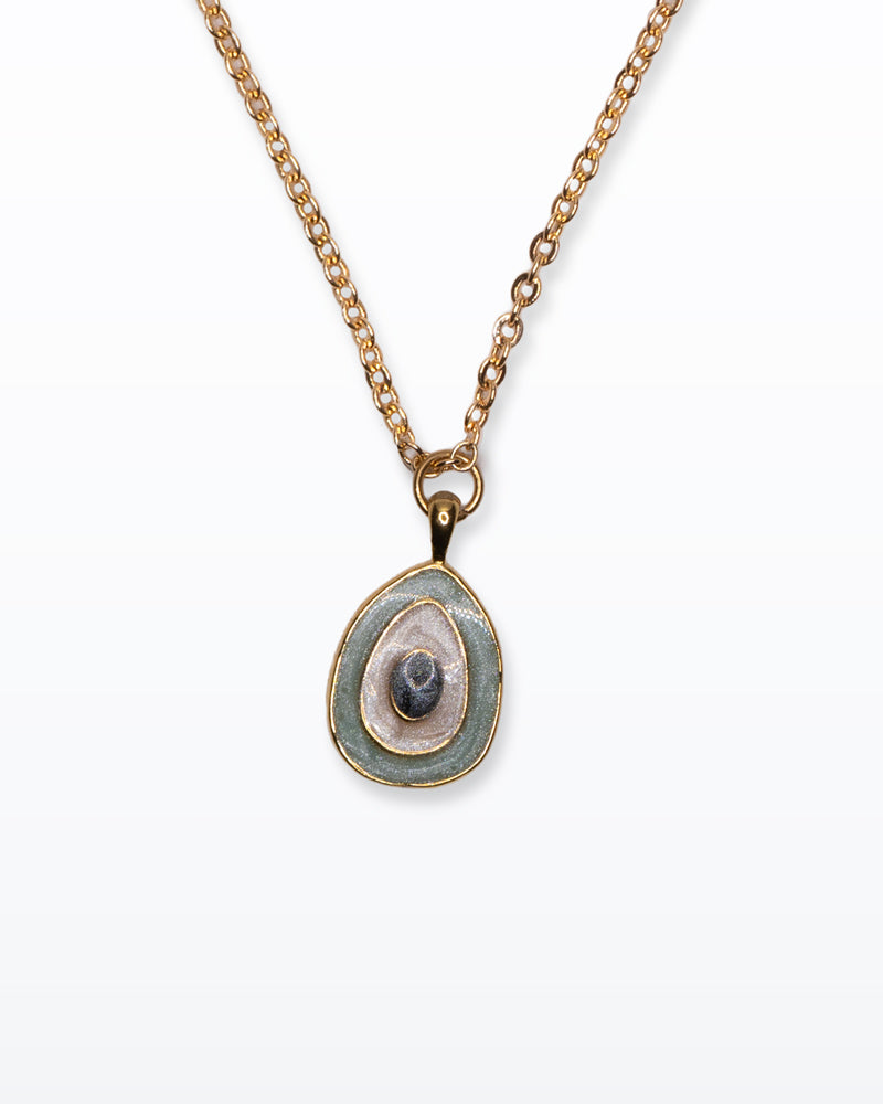 Golden Gaze – Collana dorata con ovale e occhio smaltato